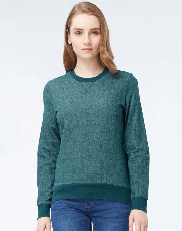 sweatshirts vs sweaters