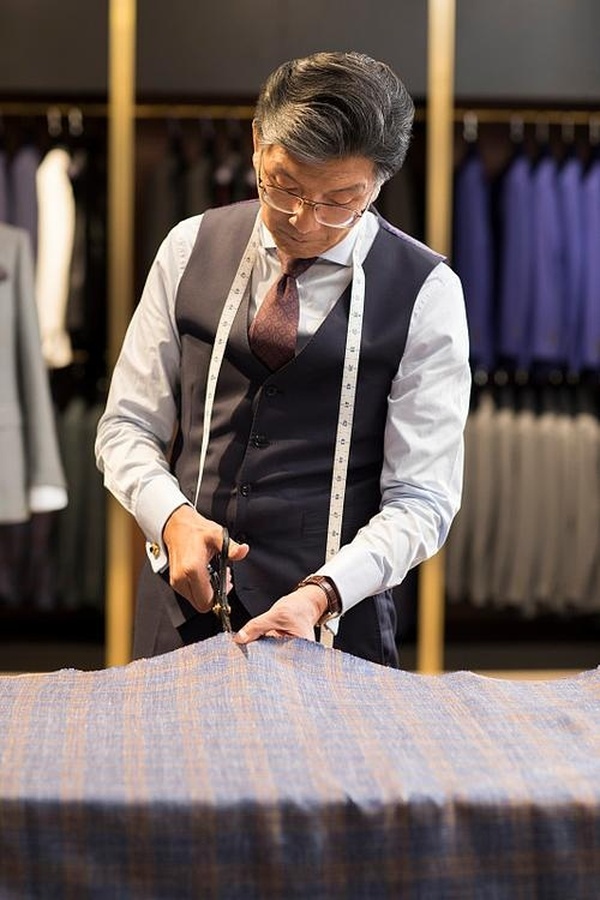 How to Find a Manufacturer for Your Clothing Business A Comprehensive Guide