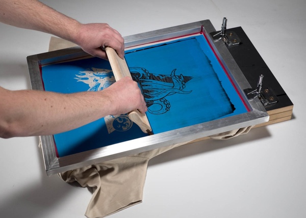 Exploring the Key Differences Between Sublimation and Screen Printing