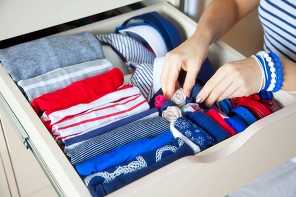 Discover 10 Expert Tips on How to Keep Clothes Smelling Fresh in Drawers