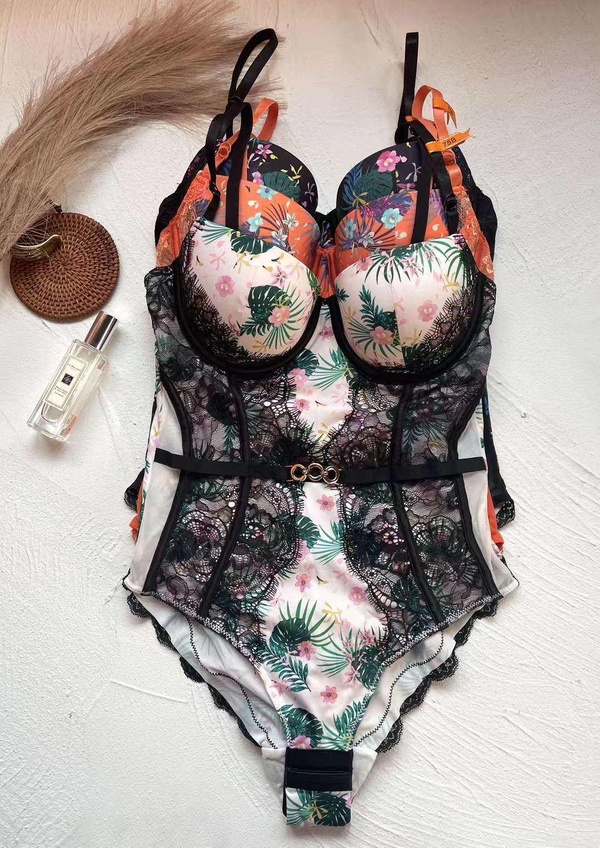 where can i go to get fitted for a bra